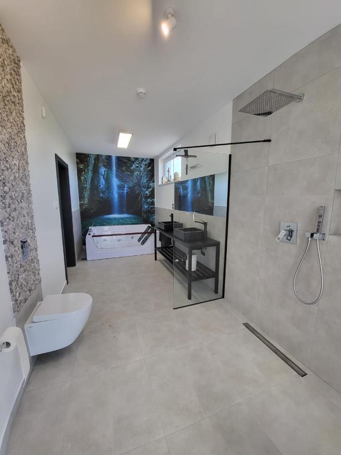 Robson Beach I Sauna, Jacuzzi مينزفوجة المظهر الخارجي الصورة
