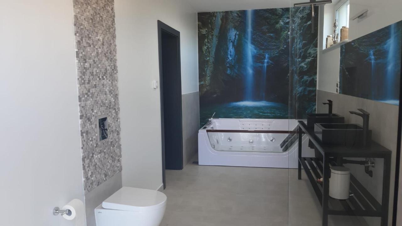 Robson Beach I Sauna, Jacuzzi مينزفوجة المظهر الخارجي الصورة